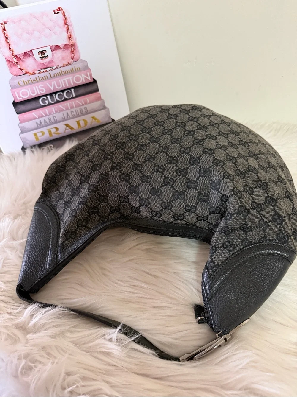 Gucci Black GG Monogram Canvas leather Hobo Bag.